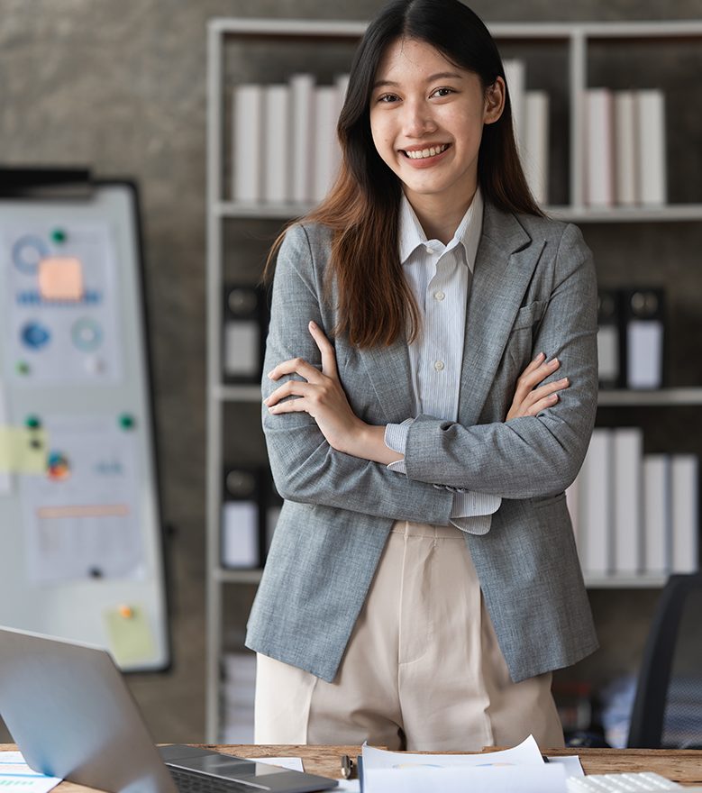 smart-asian-business-woman-smiling-at-office-space-2022-11-18-09-57-02-utc.jpg